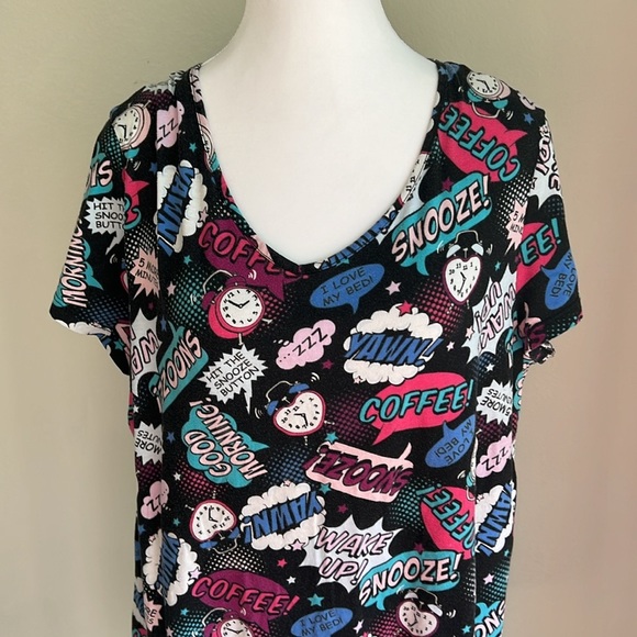 Secret Treasures women’s capped sleeve nightshirt - Picture 2 of 6